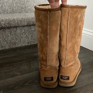 UGG Classic Tall